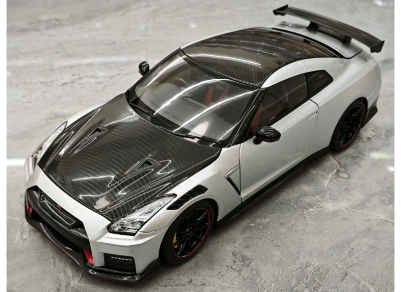 1:18 Nissan GT-R NISMO R35 2022 Ultimate Metal Silver MOTORHELIX Special Edition Limited Edition 699PCS ONLY DIECAST Model