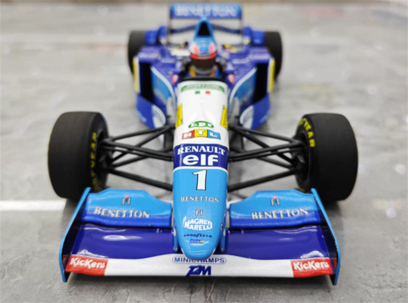 MINICHAMPS Benetton Renault B195 Michael Winner French GP 1995 Limited Edition 1:18 Car Pre-built Model view5