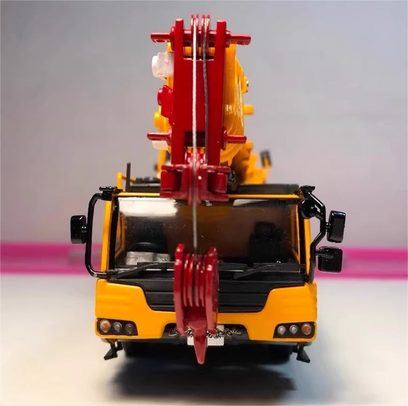 KATO ALLTERR KA-1300R Road Crane 5-axle Standard Edition 1:50 Truck Pre-built Model