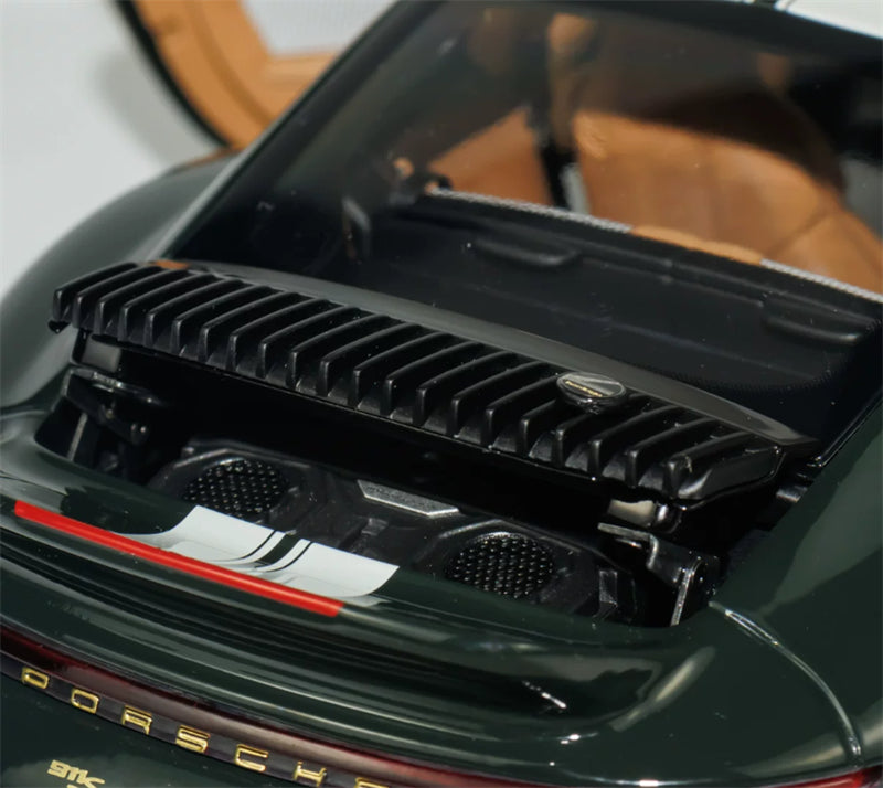 1:18 Porsche 911 992 SPORT CLASSIC 2022 Metallic Green MINICHAMPS  DIECAST Model