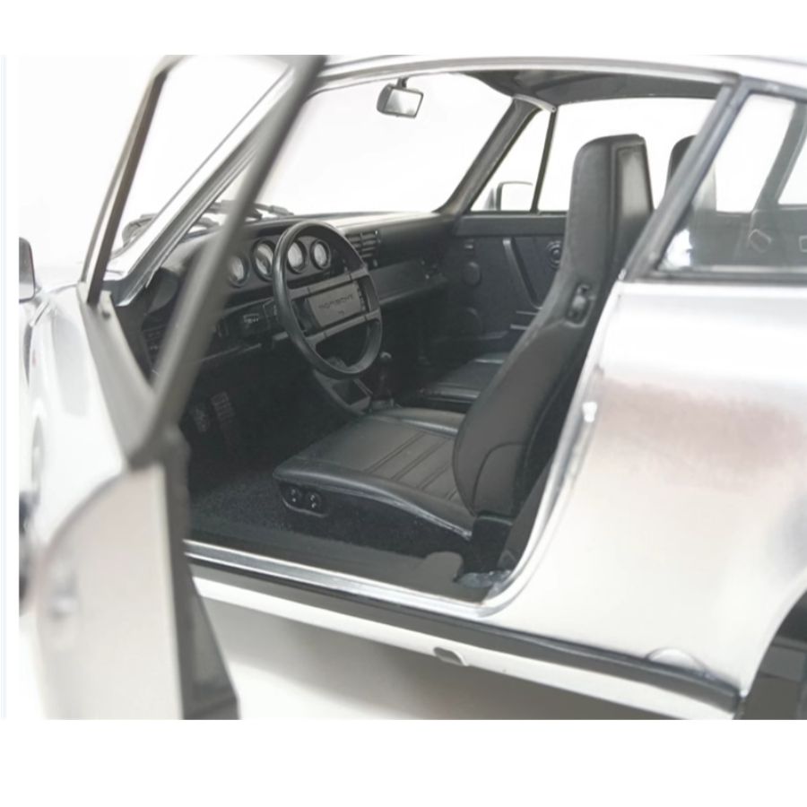 Schuco Porsche 911 Coupe silver 1:12 DIECAST Car