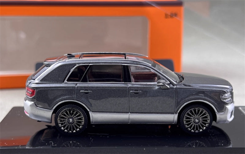 GCD Toyota Century 3rd Generation G70 SUV gray silver right hand drive 1:64 Car Pre-built Model view3