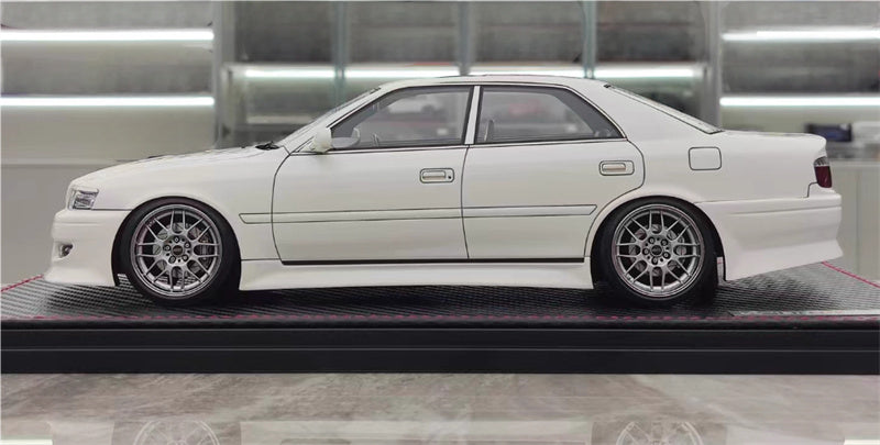 IG-Model vertex jzx100 jdm With engine white 1:18 Car Pre-built Model view3