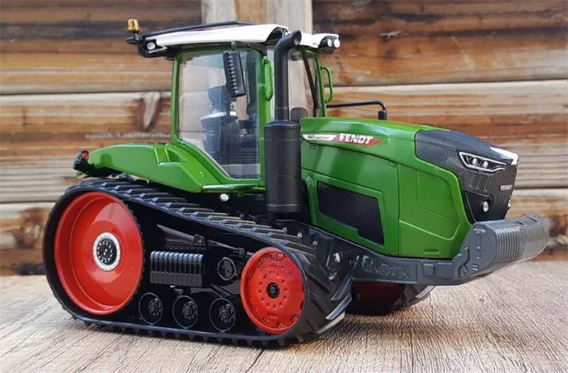 USK FENDT 943 Vario MT agricultural crawler tractor Green 1:32 Truck Pre-built Model