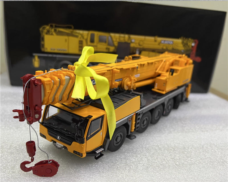 KATO KA-1300R Allterr Crane Original color version 02 1:50 Truck Pre-built Model