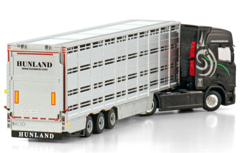 WSI SCANIA S HIGHLINE CS20H 4X2 LIVE STOCK TRAILER - 3 AXLE Hunland 1:50 Truck Pre-built Model
