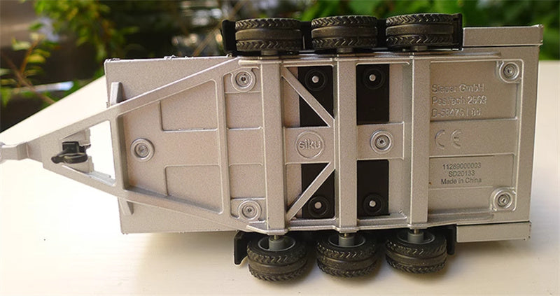 FLOZ IWillams animal transport truck trailer silver 1:32 Truck Accessories Pre-built Model