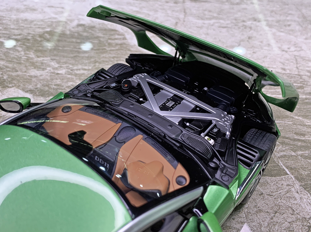 AUTOART Aston Martin DB11 Green 1:18 Car Pre-built Model view11