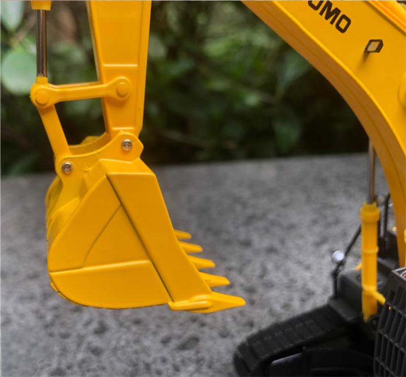SUMITOMO SH490LHD-6 Excavator 1:50 Truck Pre-built Model