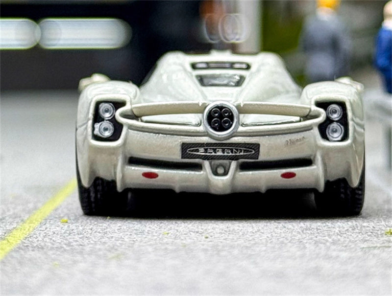BBR MODELS Pagani Utopia sports car grayish-white 1:64 Car Pre-built Model view7