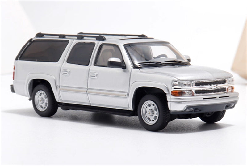 MK Miniatures 2003 Chevrolet Suburban SUV Silver spray painted version 1:64 Car Pre-built Model view5
