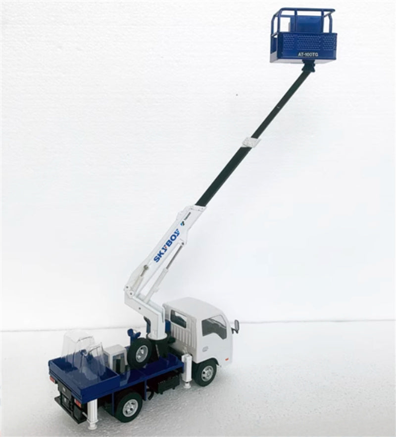TADANO SK YBOY AT-100G Aerial Work Platform Limited Edition 1:32 Truck Pre-built Model