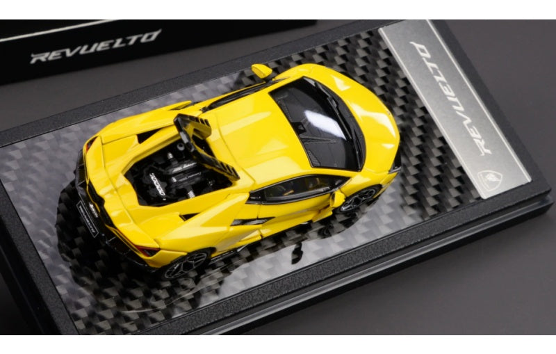 1:64 Lamborghini Revuelto LCD bright yellow Diecast Model view4