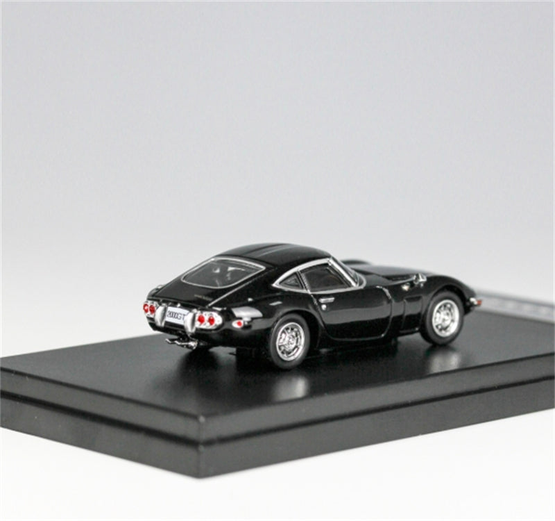 LCD-MODELS TOYOTA 2000GT Black Vintage Car 1:64 car Pre-built Model view5