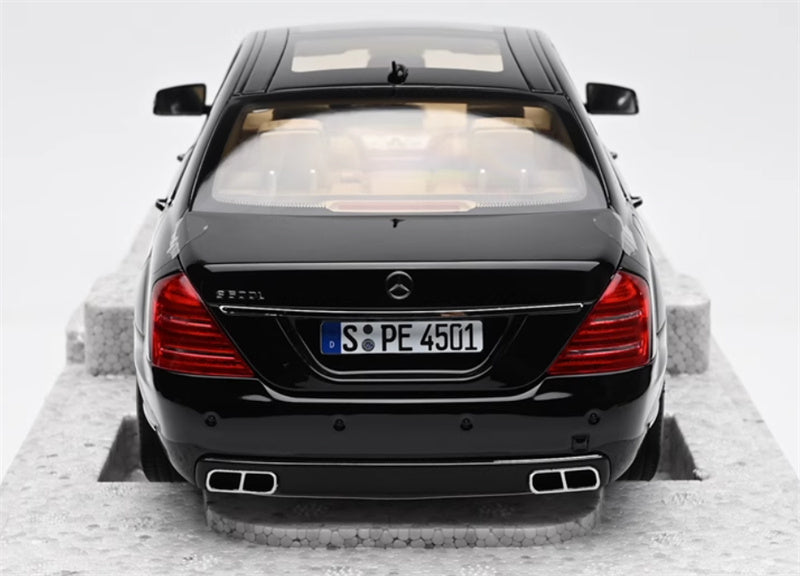 MOTORHELIX Mercedes Benz S-Class S600L W221 Fully Open black Beige interior Comes with engine Limited Edition 999PCS ONLY 1:18 Car Pre-built Model view10