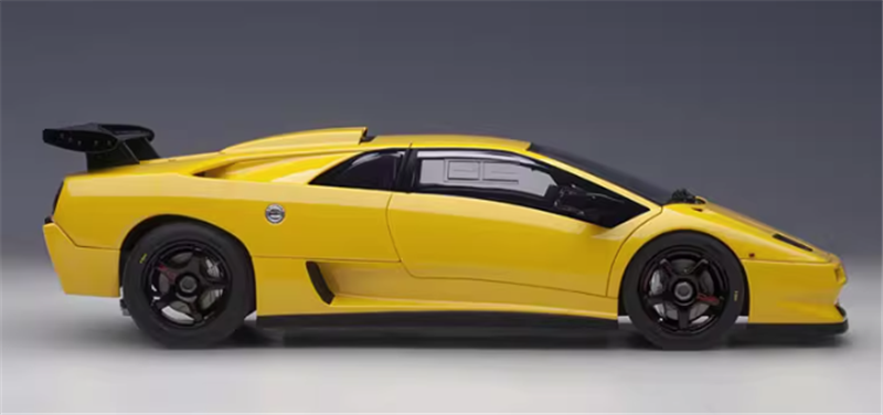 AUTOART Lamborghini Diablo SV-R yellow 1:18 Car Pre-a Model