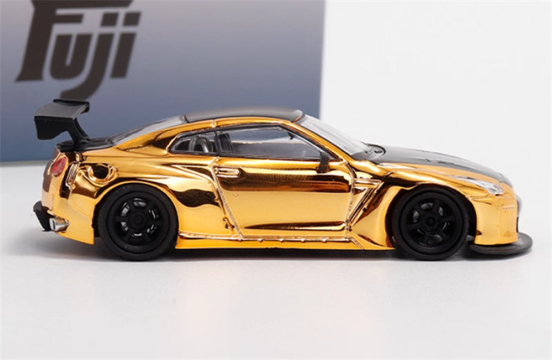 Fuji Nissan GT-R R35 Pandem Rocket Bunny Widebody Modification Car Electroplated gold black Limited Edition 599PCS ONLY 1:64 Car Pre-built Model view3