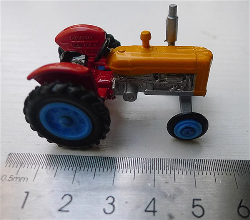 ERTL ALF Thompson's Tractor orange red 1:64 Truck Pre-built Model