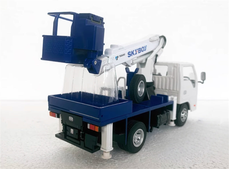 TADANO SK YBOY AT-100G Aerial Work Platform Limited Edition 1:32 Truck Pre-built Model