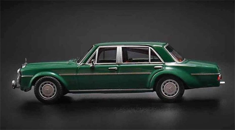 1:64 Mercedes Benz 300SEL W109 AMG Green BSC DIECAST Limited Edition 399pcs ONLY Model