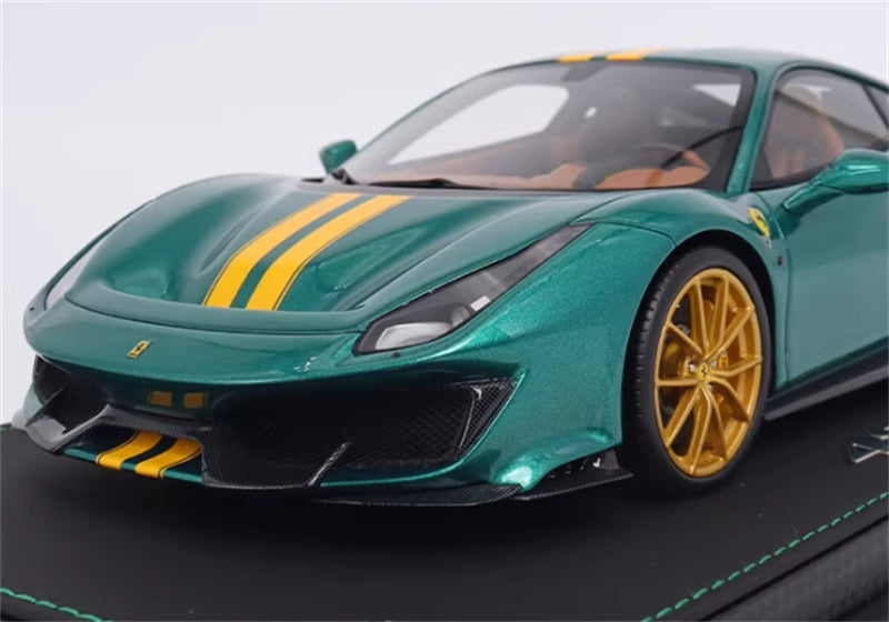 1:18 Ferrari 488 Pista  Metallic Green BBR MODELS Gift Box Edition Limited Edition 28PCS ONLY Resin Model