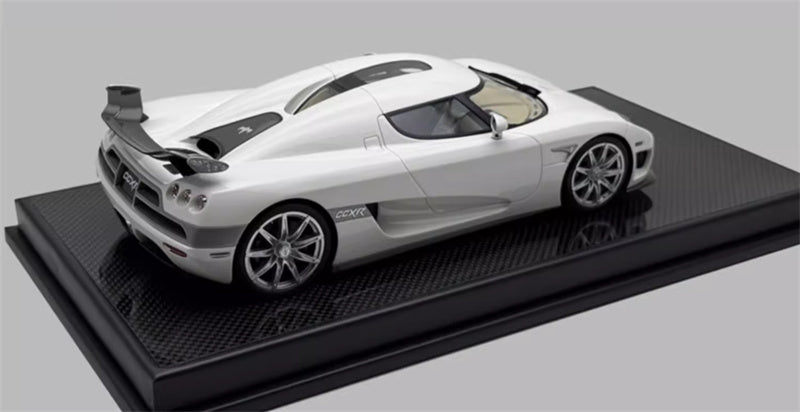 1:18 Koenigsegg CCXR 2010 Pearl White VMB Resin Car Model view2