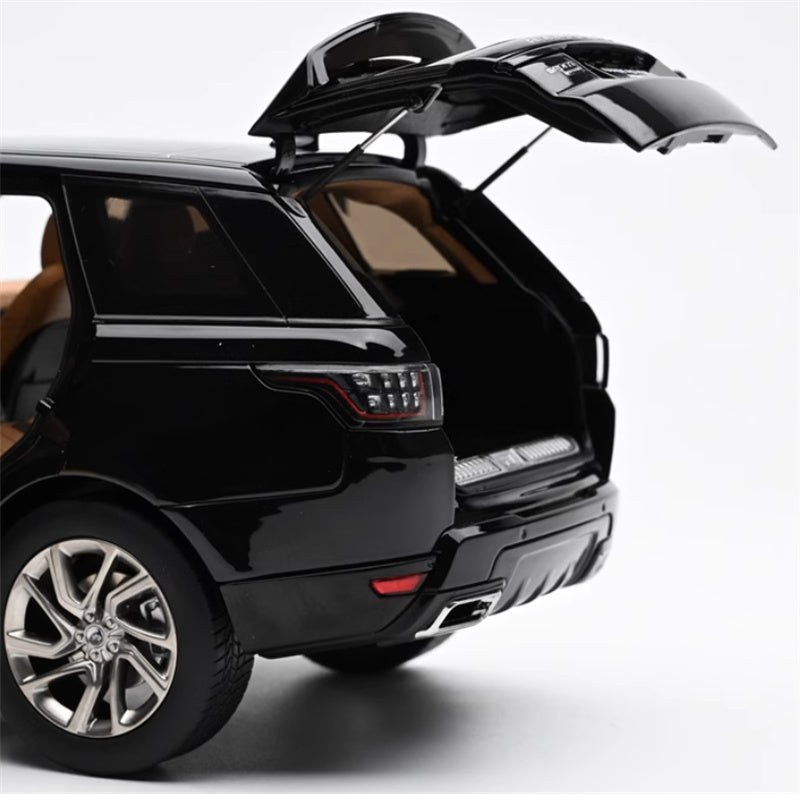 WHELART Range Rover Sport 2018 black - Silver wheels 1:18 Car Pre-built Model view2