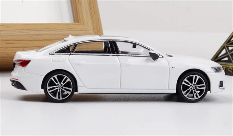 VAV AUDI A6L White Sedan 1:64 Car Pre-built Model