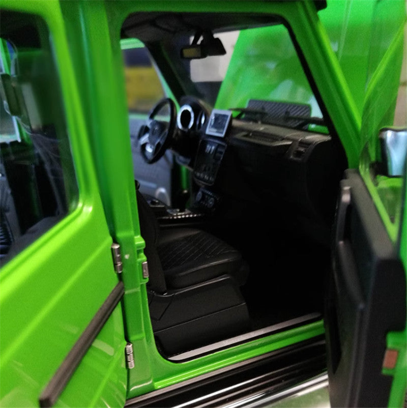 Autoart Mercedes Benz G500 4×4² Green 1/18 DIECAST CAR