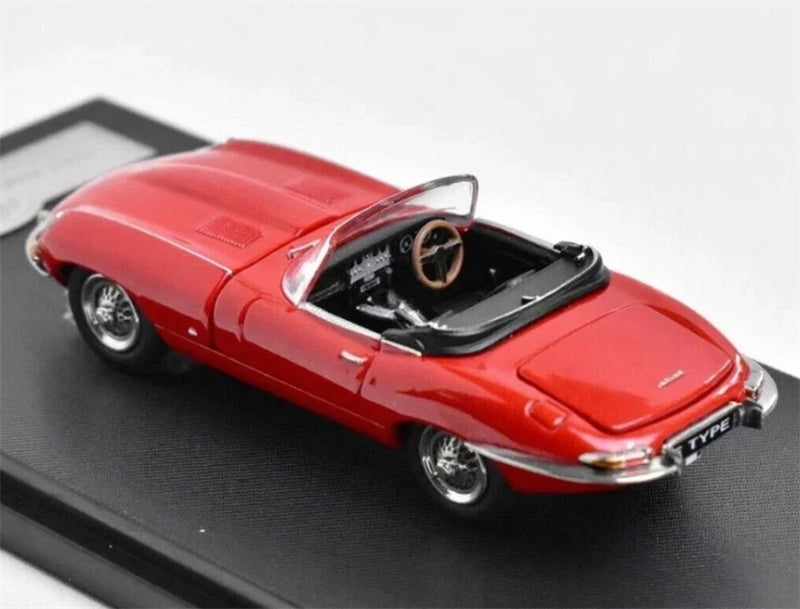 GFCC 1961 Jaguar E-Type Roadster Convertible Red Limited Edition 499PCS ONLY RHD 1:64 car Pre-built Model view5