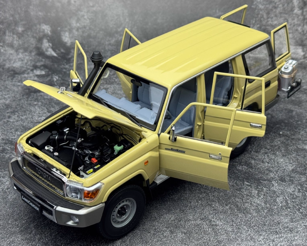 Almost Real Toyota LC76 2017 Land Cruiser beige 1:18 Car Pre-built Model view12