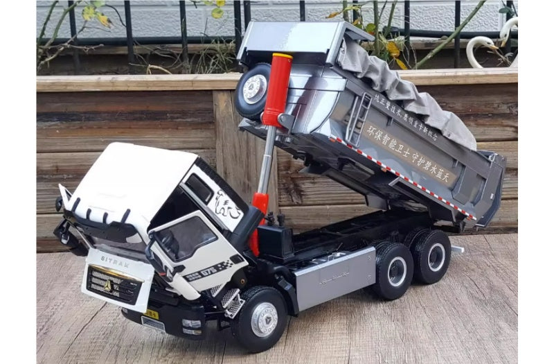 Sinotruk SITRAK G7S dump truck gray white 1:24 Truck Pre-built Airliner Model Display view5