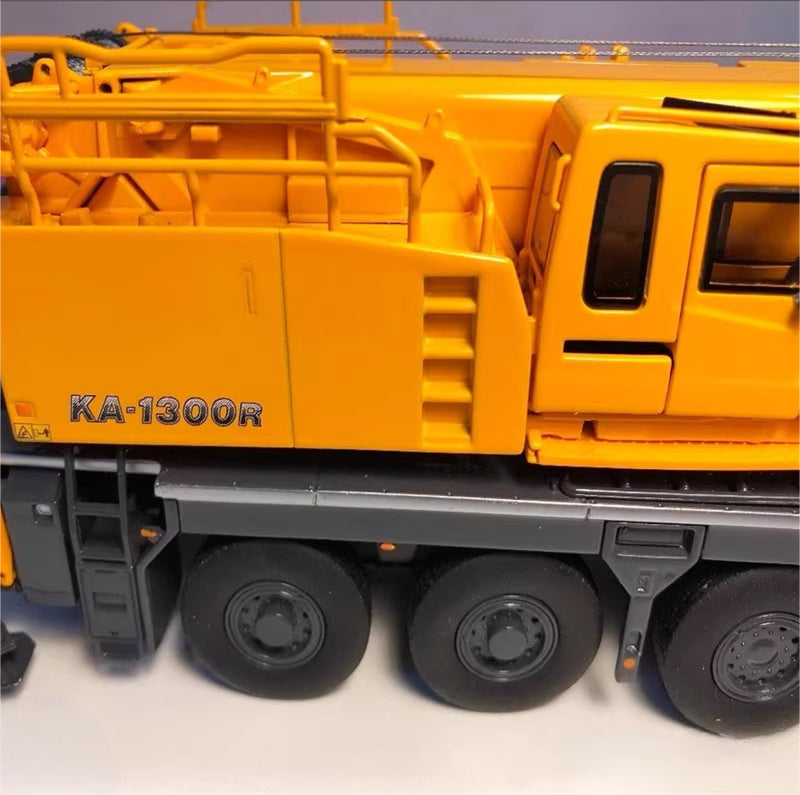 KATO ALLTERR KA-1300R Road Crane 5-axle Standard Edition 1:50 Truck Pre-built Model
