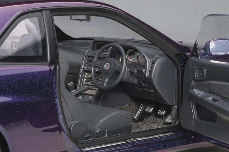 AUTOART Nissan Skyline GT-R (R34) V-Spec II with BBS LM wheels midnight purple 1:18car Pre-a Model