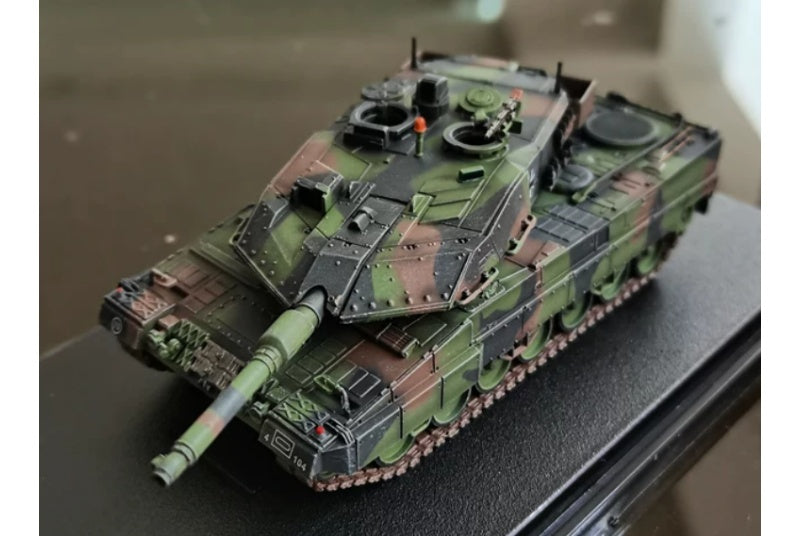 Panzerkampf German Army (Bundeswehr) Leopard 2A5  1:72 NATO Three-tone Camouflage Model