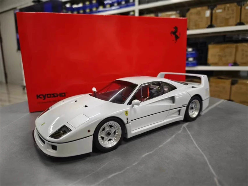 KYOSHO F40 Ferrari Car White 1:18 DIECAST CAR