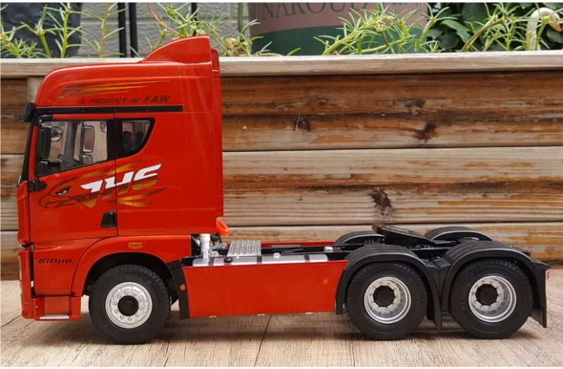 FAW Jiefang JH6 (610HP) tractor Red 1:24 Truck Pre-built Airliner Model Display view2