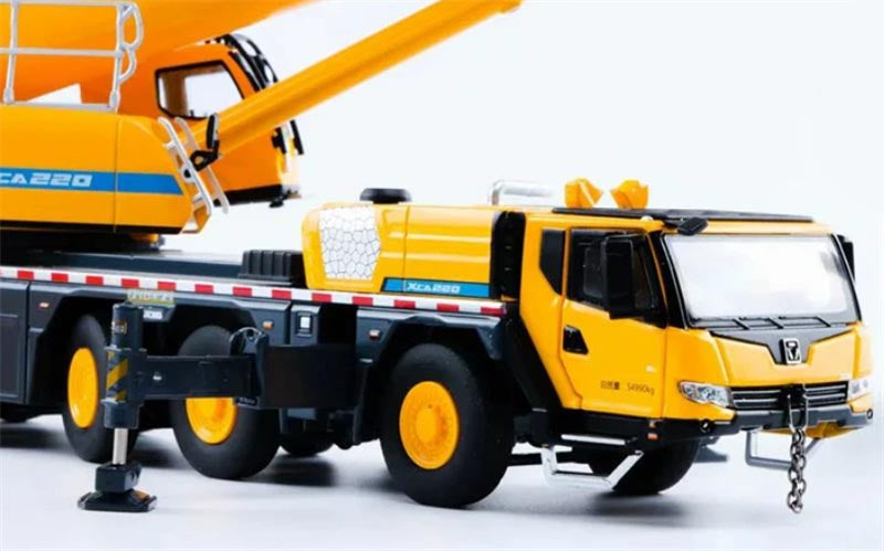 1:50   XCA220 XCMG Classic Edition Engineering Yellow Diecast Model