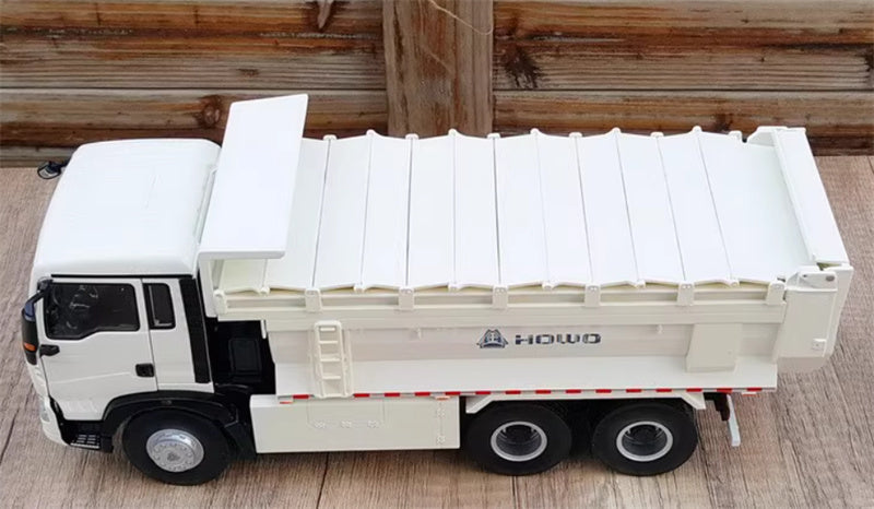 Sinotruk HOWO TX Dump Truck white 1:24 Truck Pre-built Model