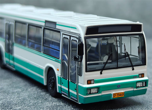 AUTO-GLIMPSE Huanghai DD6121HS City Bus Non air-conditioned version Green 1:64 Bus Pre-built Model view2