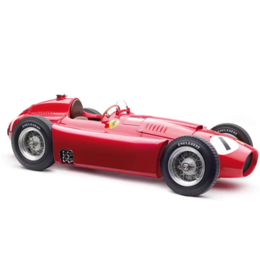 CMC Lucky Set Fangio Figure Ferrari D50 long nose #1+ Ferrari D50 short nose #1+ Ferrari D50 short nose #26 1956 Limited Edition 1:18 DIECAST Car