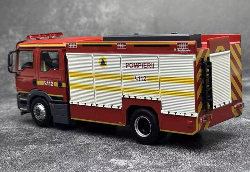 1:43 Man POMPIERII  JIEDA Rescue Major Red Diecast Model
