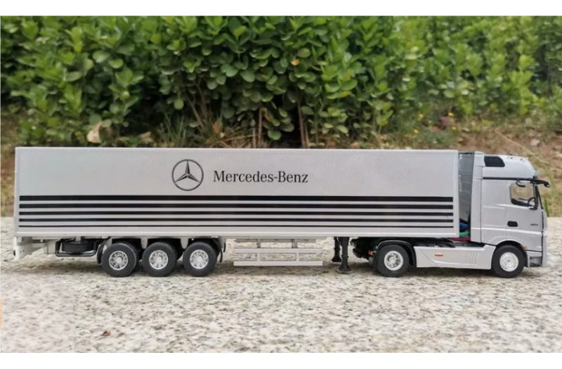 Mercedes ACTROS Shipping Container Truck Original factory silver 1:50 Truck Pre-built Airliner Model Display view2