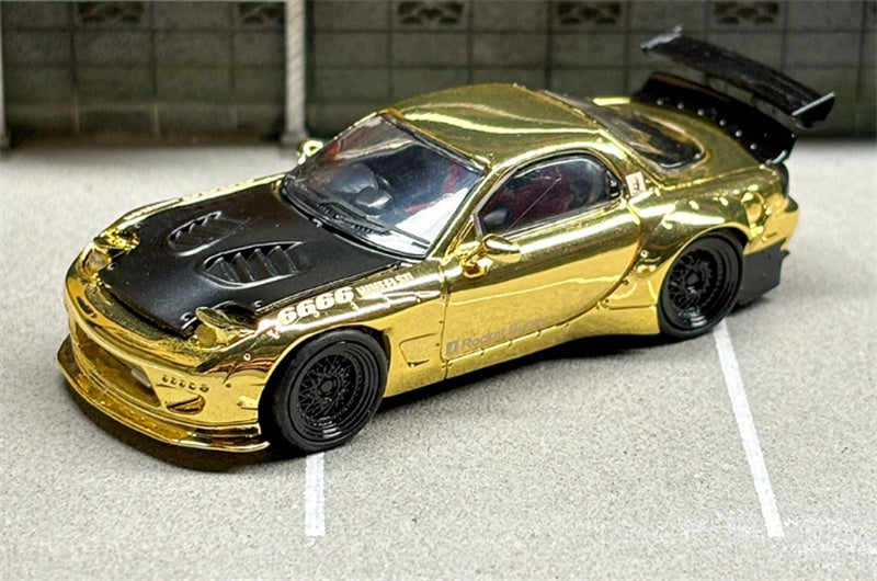 Master Mazda RX-7 FC3S Rocket Runny Pandem gold plating Black cover Limited Edition 1:64 Car Pre-built Airliner Model Display view1