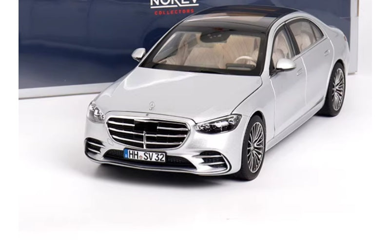 1:18 Mercedes-Benz S-Class 2021 V223 Norev Diecast Model view1