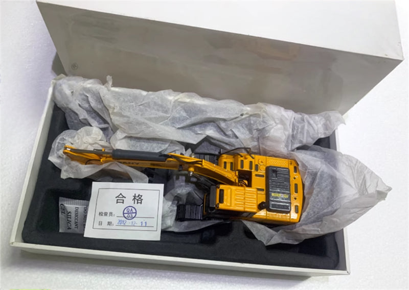 SANY SY235C-9 Excavator Collector's Edition 1:50 Truck Pre-built Model