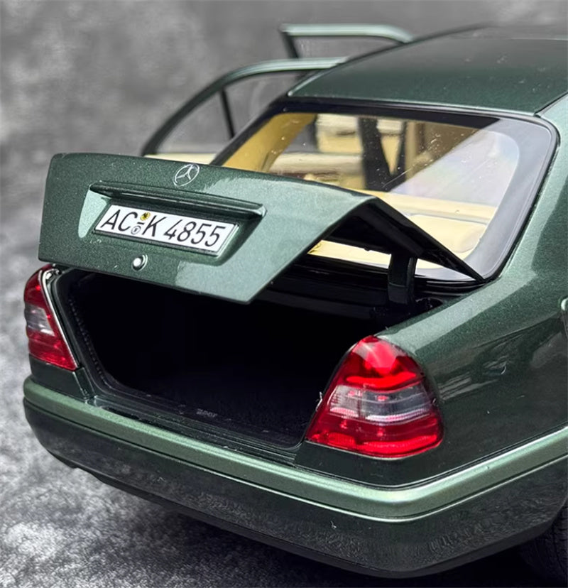 NOREV Mercedes Benz C-CLASS 1993 dark green 1:18 Car Pre-built Model view6