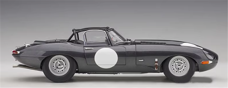 AUTOART JAGUAR LIGHTWEIGHT E-TYPE Dark grey 1/18car Pre-a Model