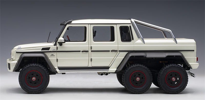 AUTOART MERCEDES BENZ G-CLASS G63 AMG 6X6 2013 Pearl White 1/18 car Pre-a Model