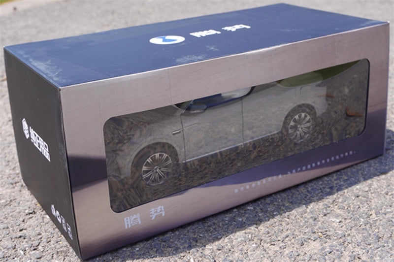 BYD Denza N7 SUV Sky Gray Spoke wheel 1:18 Car Pre-built Model view10